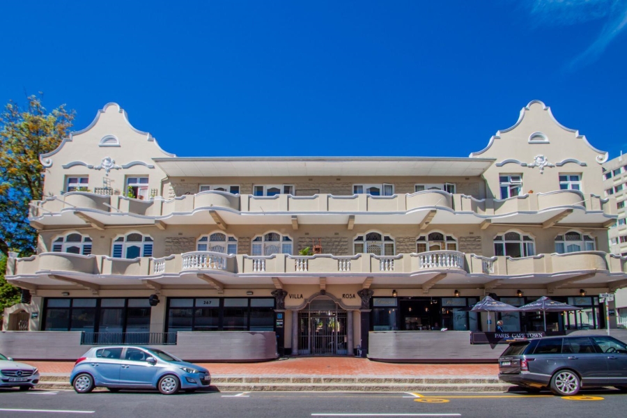 2 Bedroom Property for Sale in Sea Point Western Cape